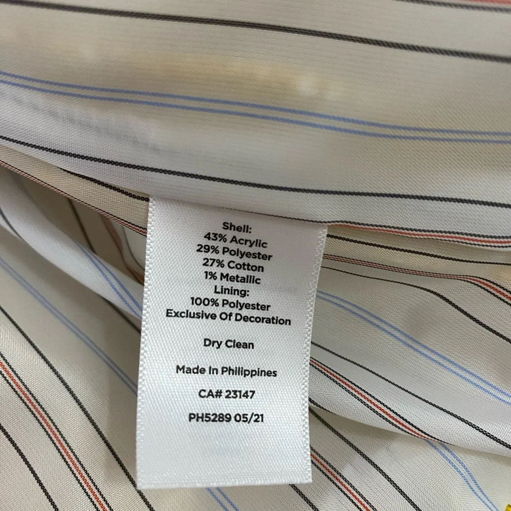 🎉Host Pick🎉 NWOT - Yellow Tweed Blazer - Petite - Picture 5 of 5